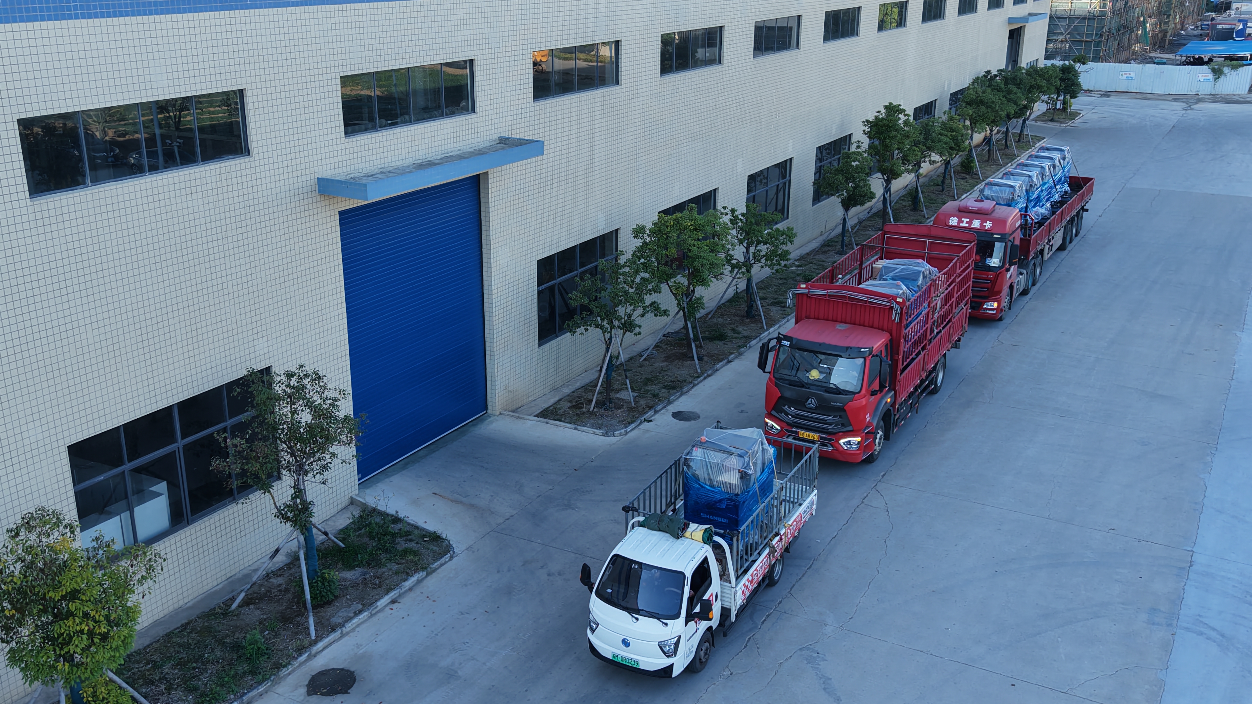 SW190 Multi-Functional Cab Sweeper SW190 Multi-Functional Cab Sweeper