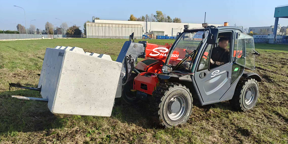 telehandler